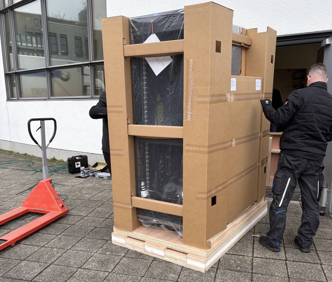 Neuer KI Server für das Projekt TaDeA.